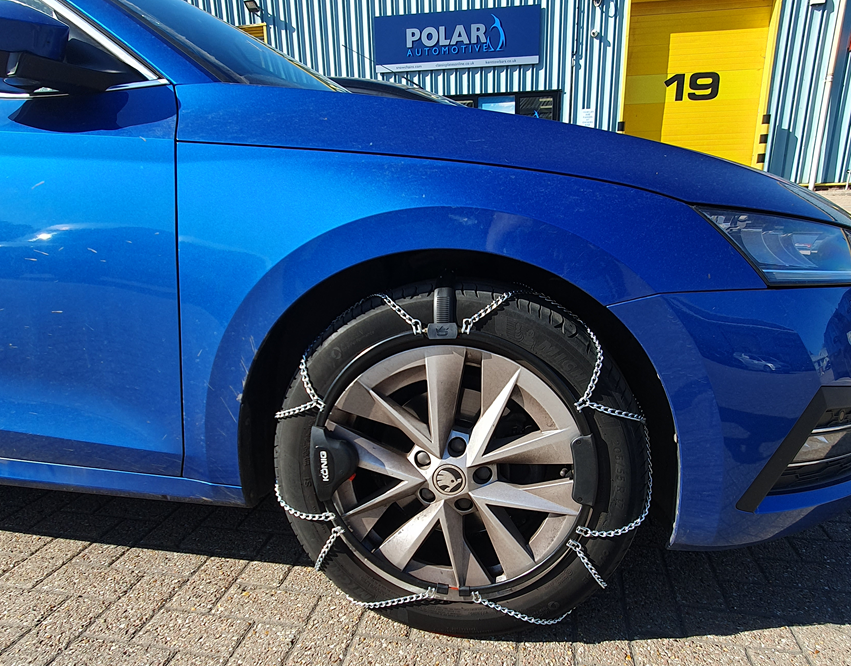 Reflex Cross, Edge & Easy-Fit Snow Chain Trial Fitting